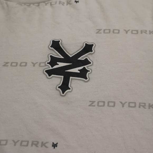 3/$30    ZOO YORK Shirt - Picture 6 of 11